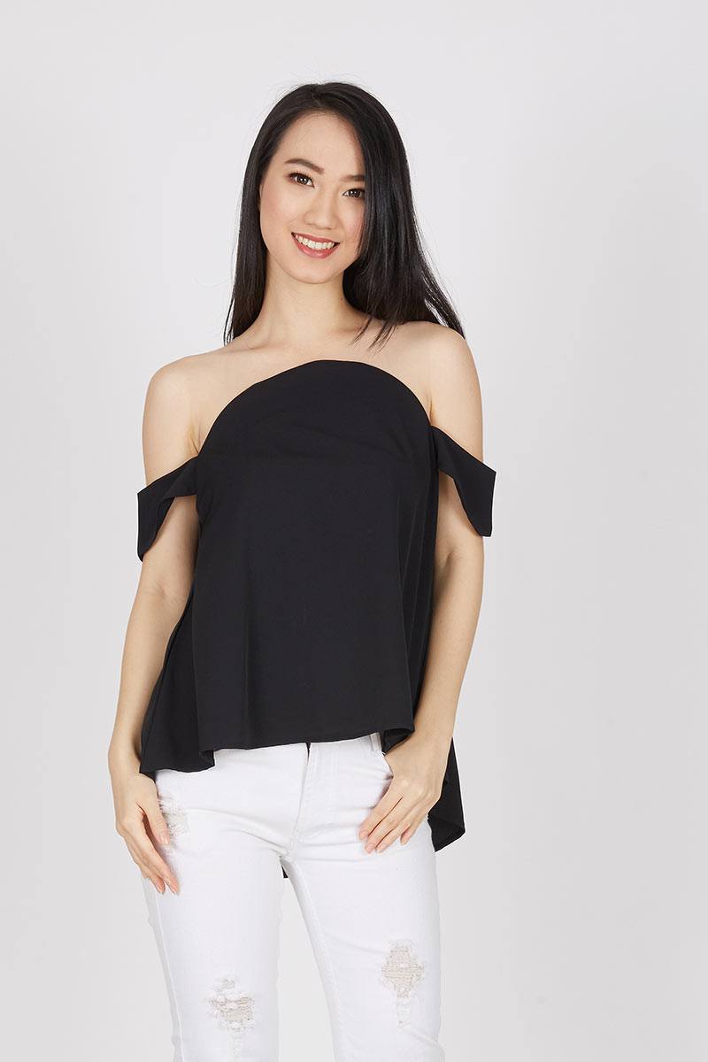 Sell Ferusel Off Shoulder Top In Black 