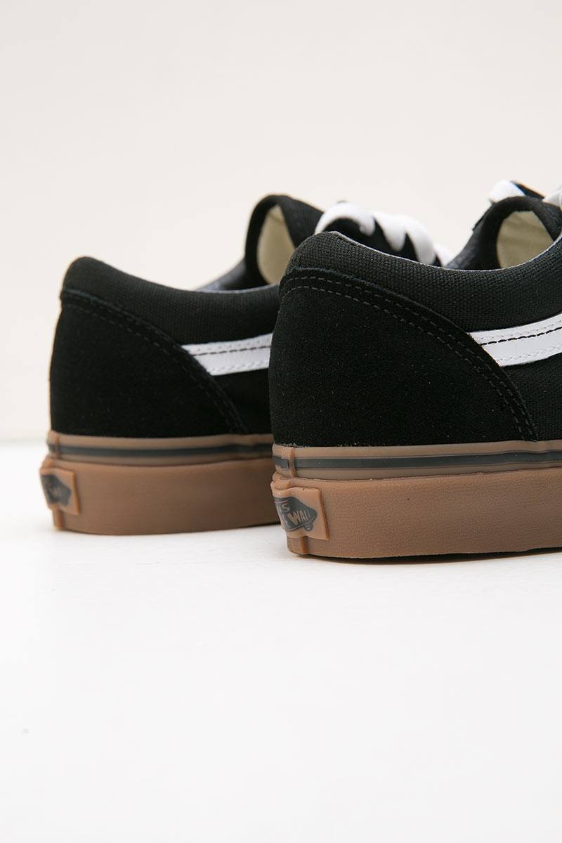 gumsole old skool shoes
