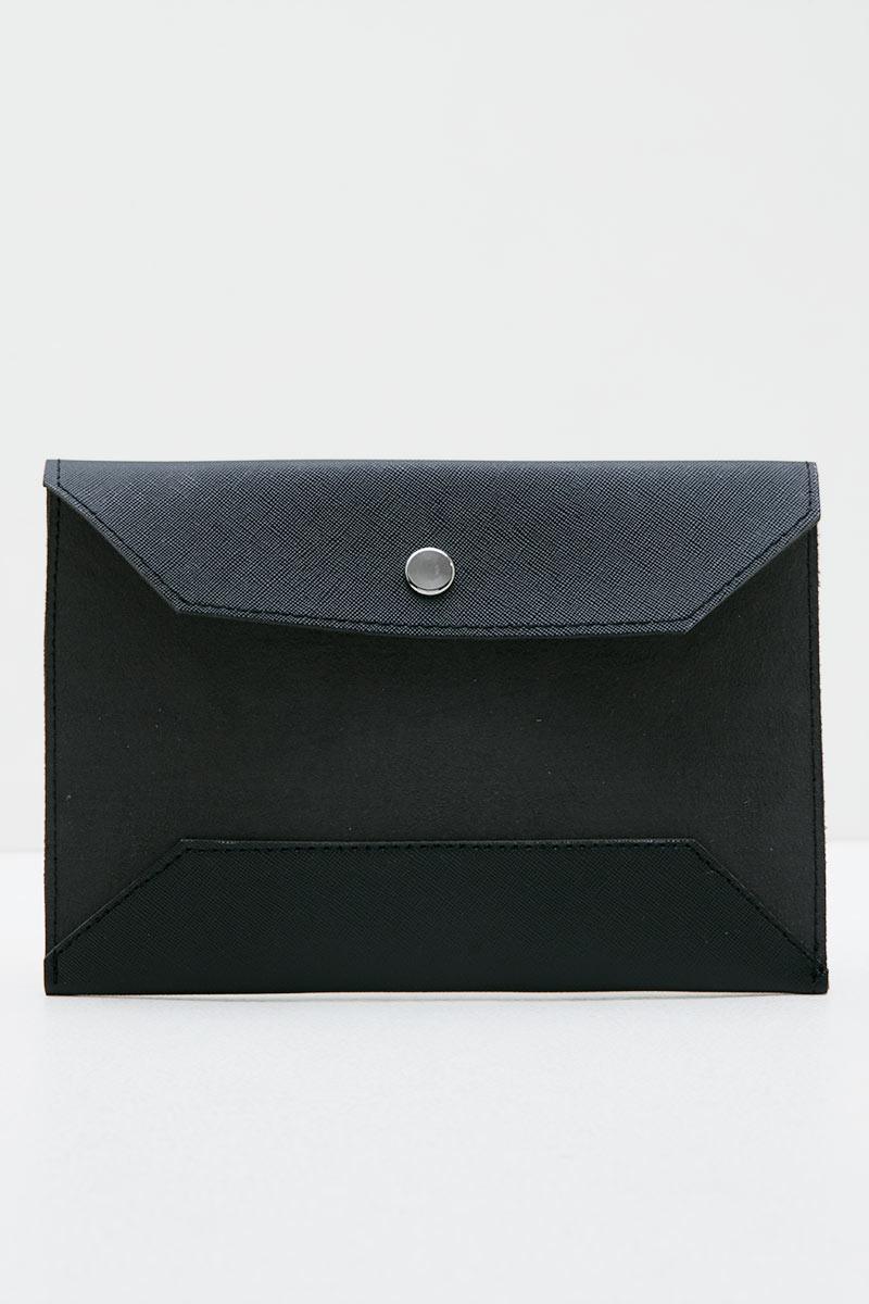 black mini clutch