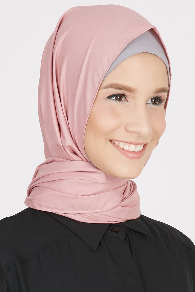 Olloum Performance Scarves, Women's Fashion, Muslimah Fashion