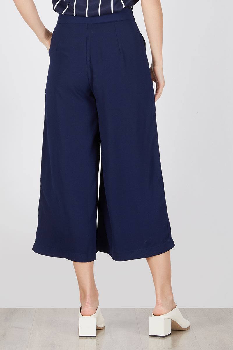 Sell Neira Basic Culotte Pants Blue 