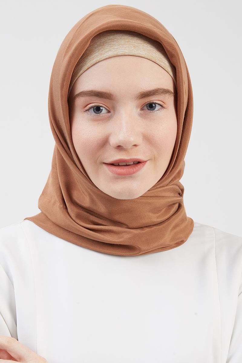  Jilbab  Warna  Beige  Model Hijab Terbaru