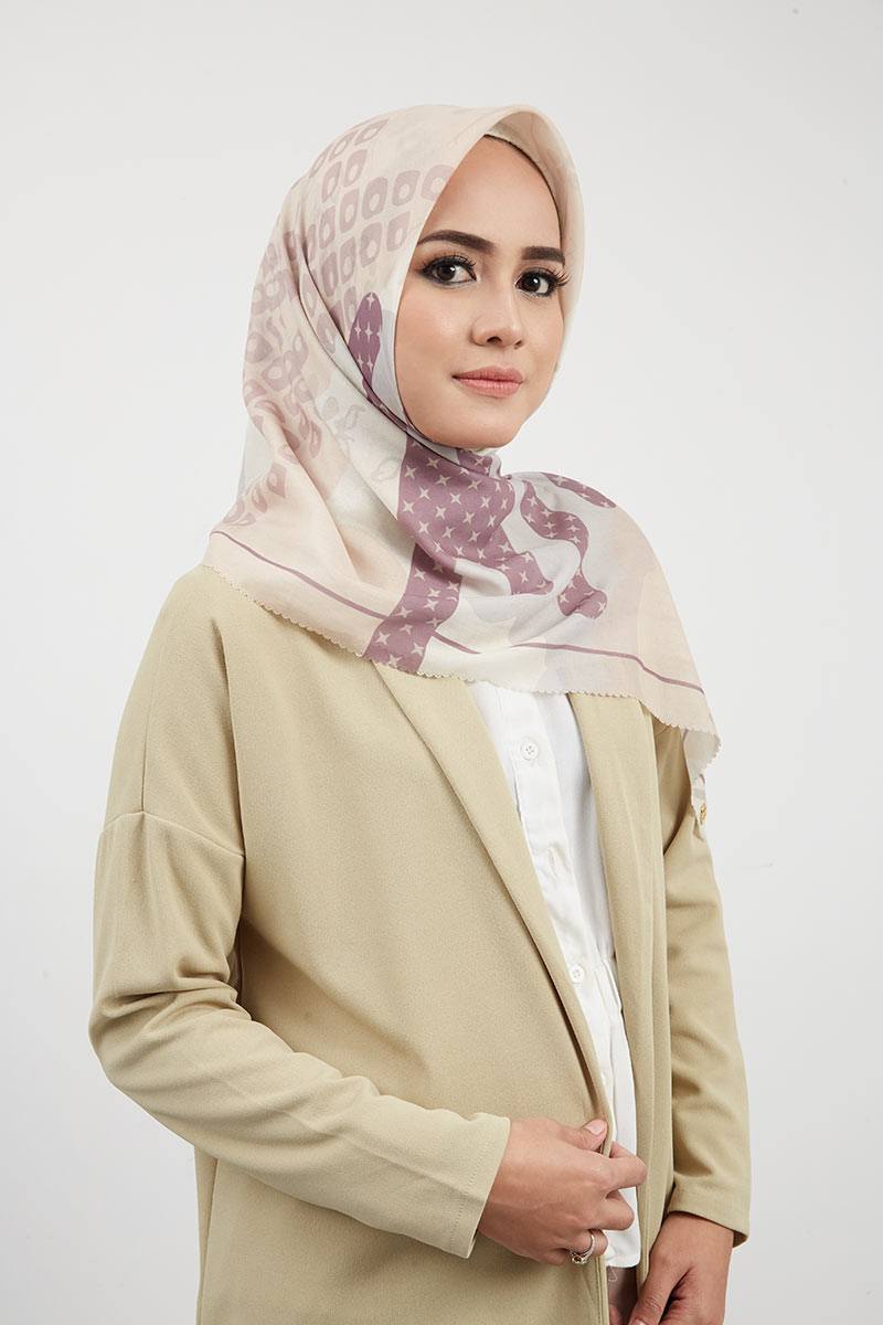 Sell Hanami Square Voile Cotton in Butter Cream Hijab 