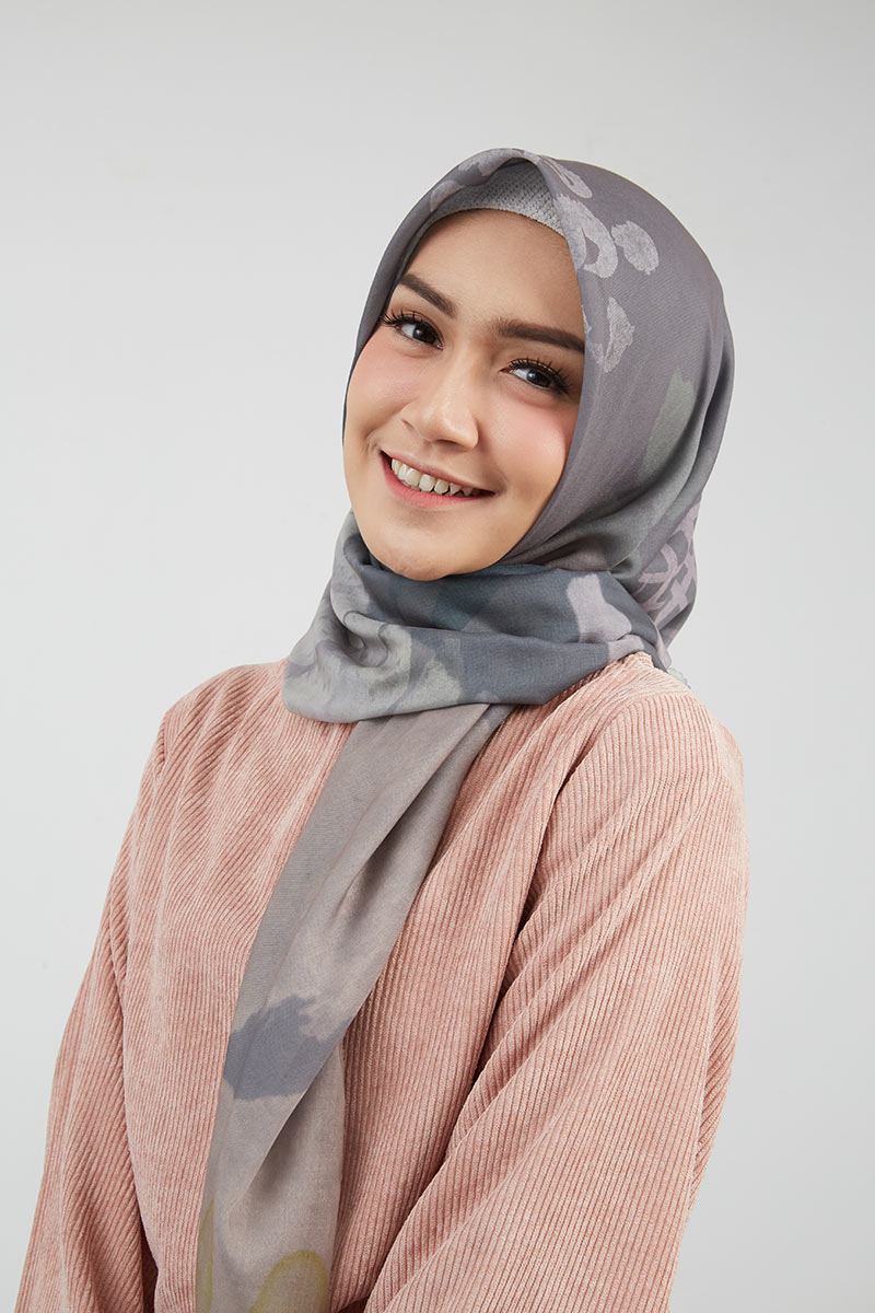 Sell Perie Square in Taupe Hijab essential Hijabenka com