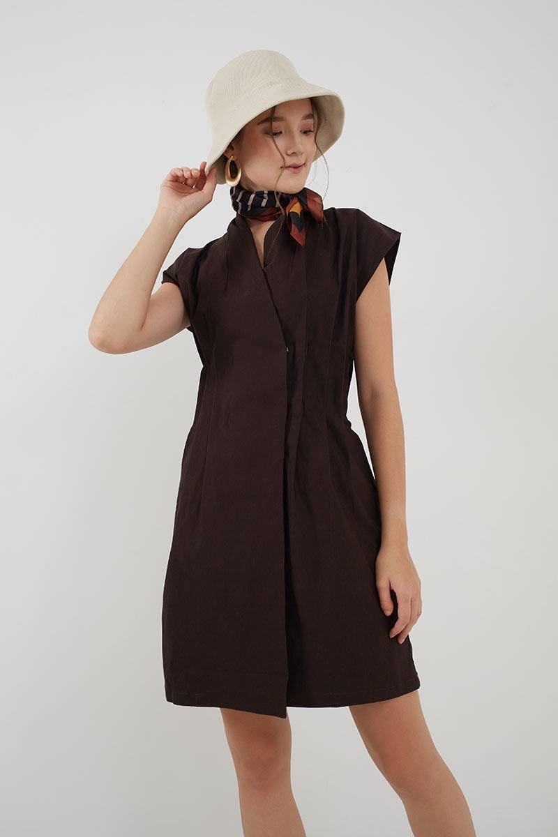 Sell Insya Plead Dress Brown Mini dresses Berrybenka  com