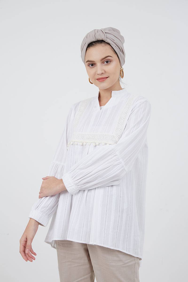 Sell Simma Dobby Blouse White Tops 