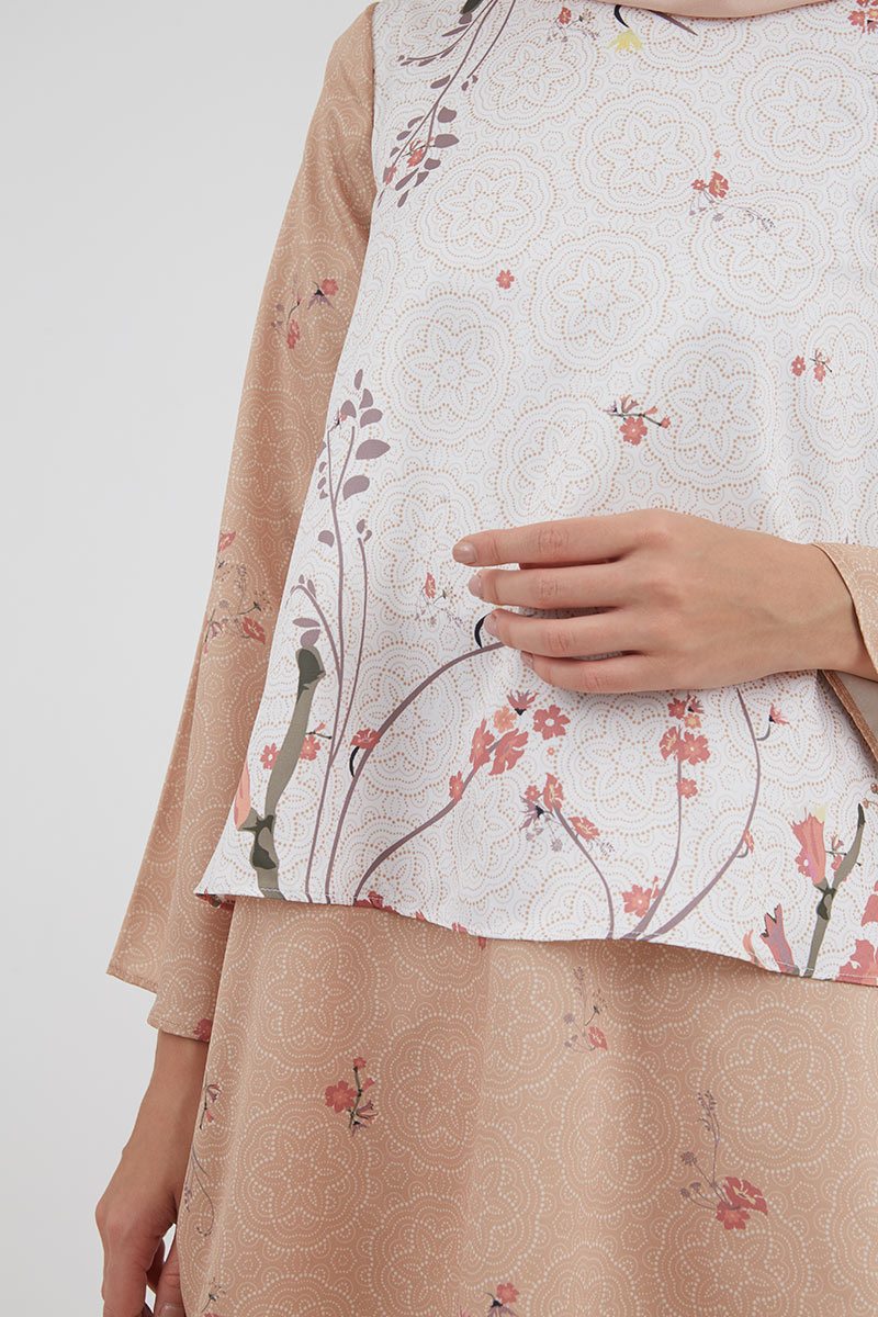 Sell Shae Blouse Floral Tops Hijabenka Com
