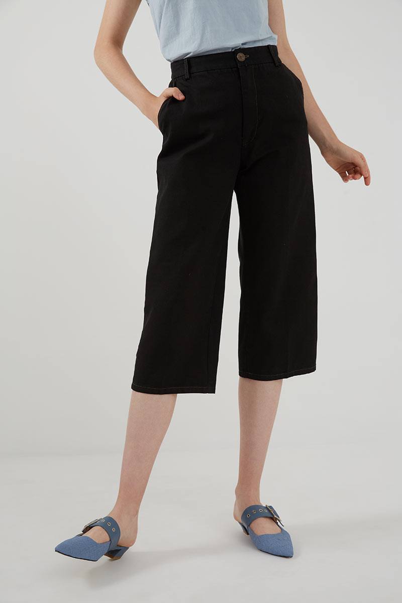 Sell Alexis Corduroy Pants Black Long 