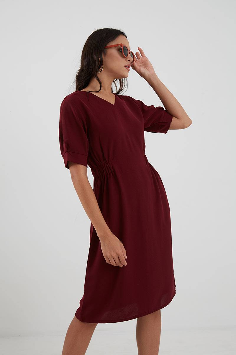 Sell Fumee Gathered Dress Maroon Midi dresses Berrybenka  com