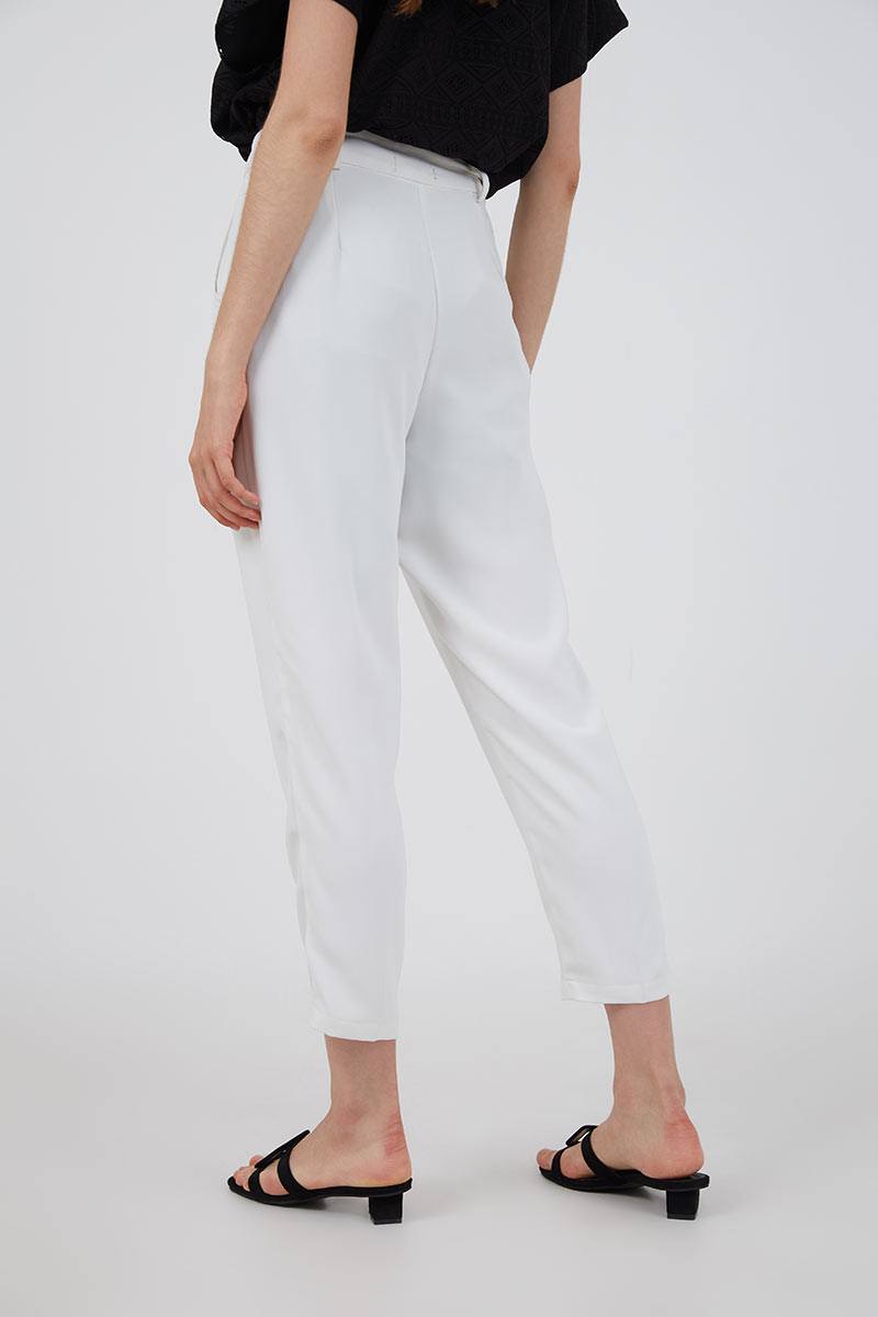 Sell Hadara Baggy  Pants  White  Long pants  Berrybenka com