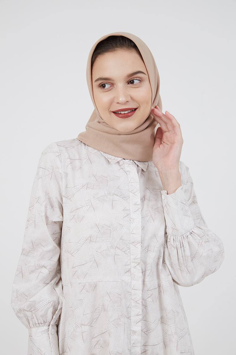 Sell Ranaya Plain Hijab Cream Scarves