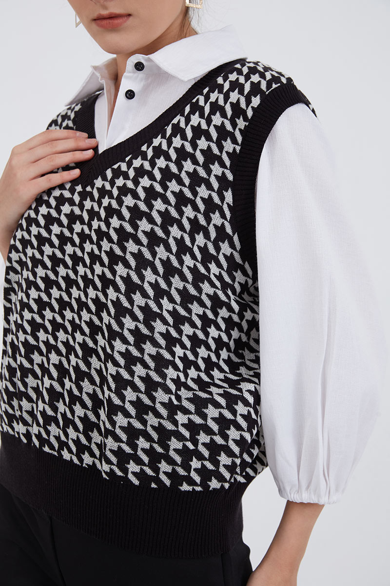 Sell Rachel Houndstooth Vest Knit Black Vest