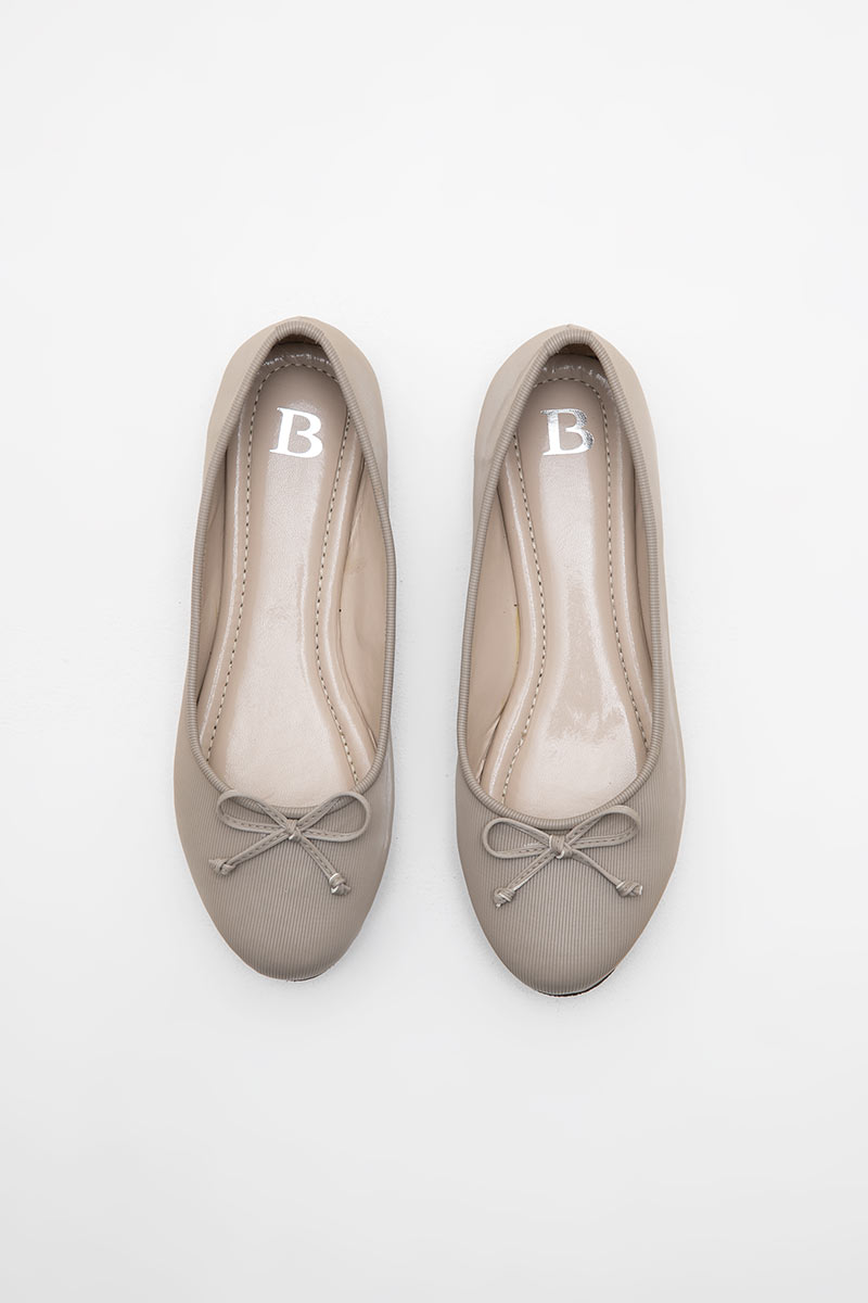 Sell Sofia Rhene Ballerina Flat Light 