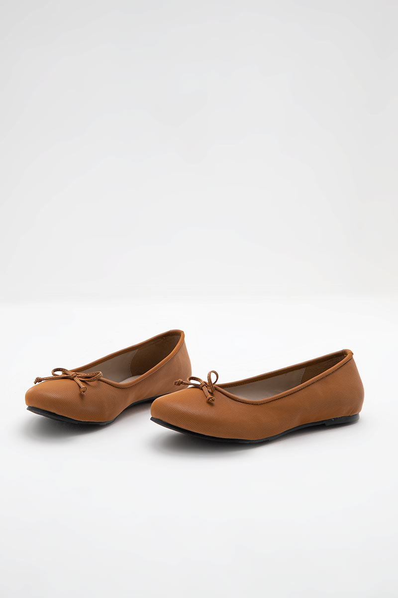 Sell Sofia Rhene Ballerina Flat Tan 