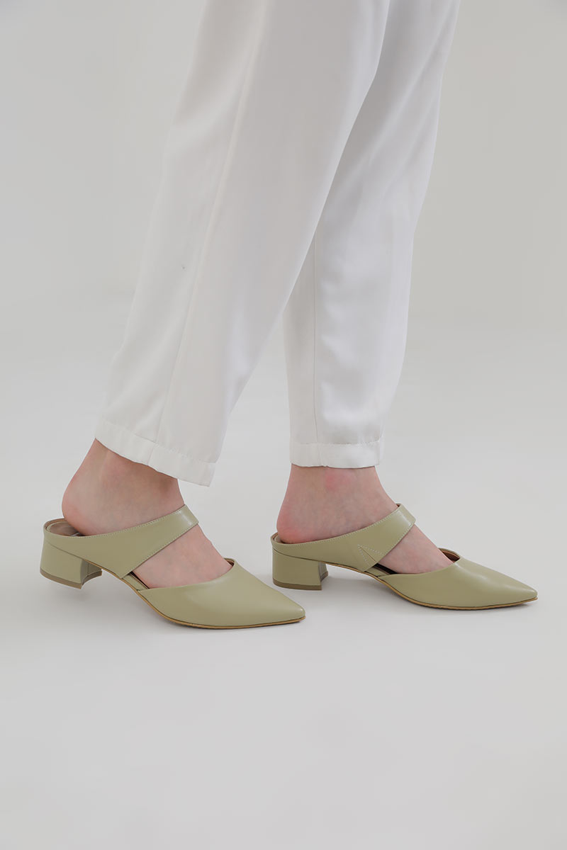 Schutz sale deliana mule